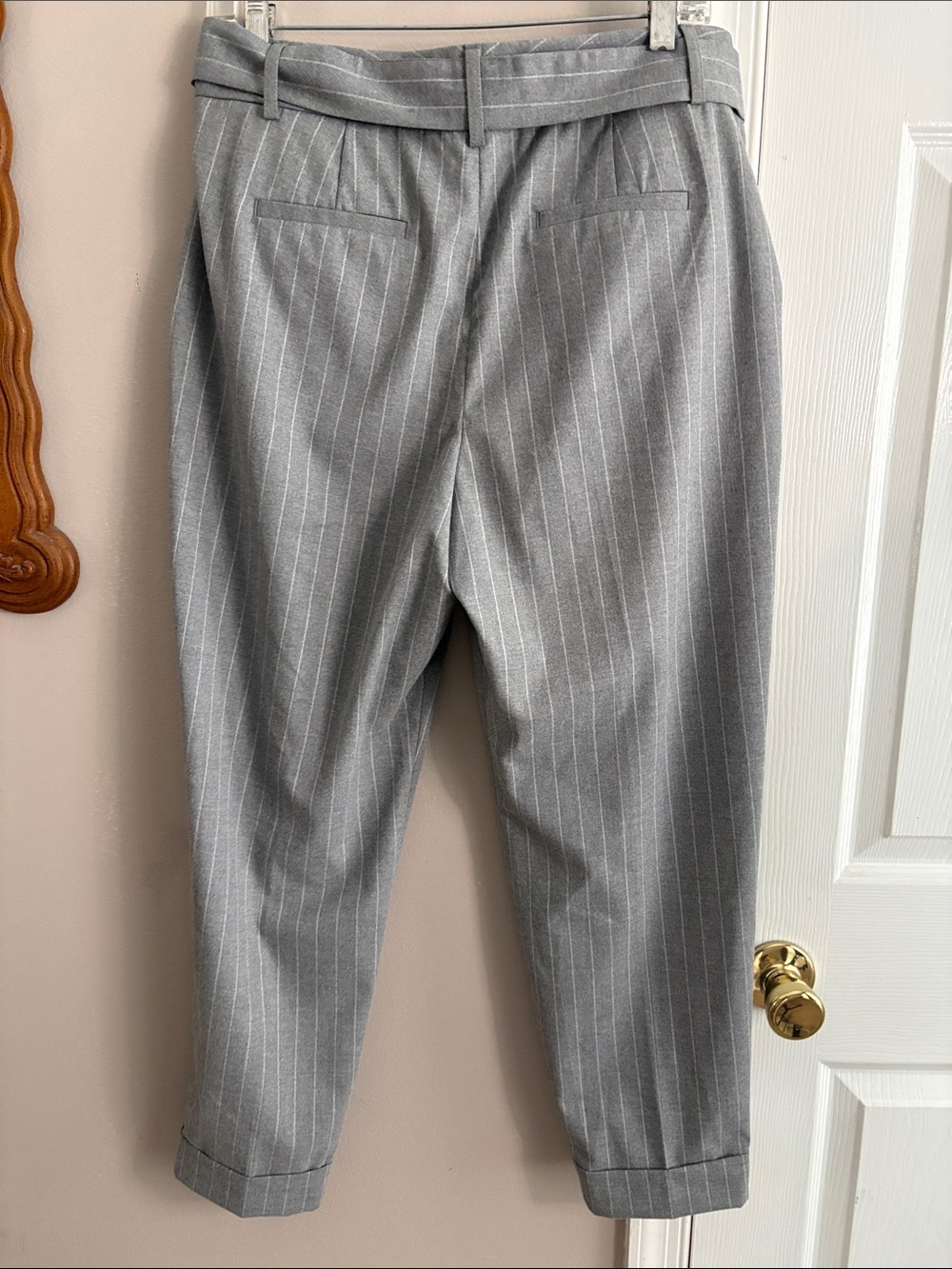 Banana Republic Gray Pinstripe Paperbag Ankle Pants with Self Tie - Picture 7 of 9
